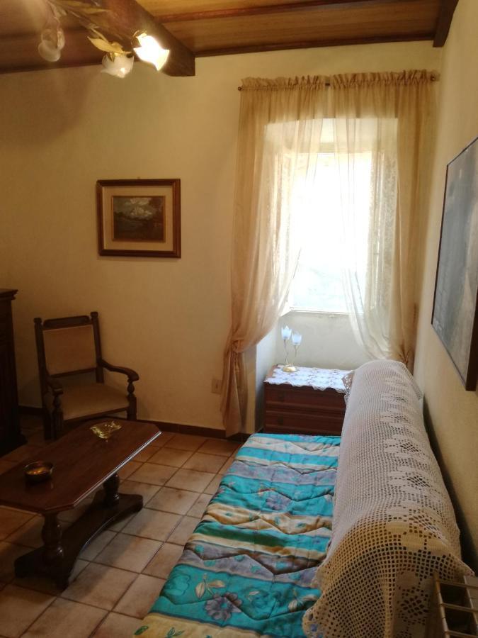 Il Piccolo Borgo Appartamento Piediluco Esterno foto